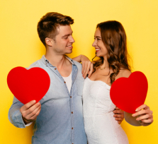 Ποια ζώδια ζουν τον Άγιο Βαλεντίνο με πάθος και ποια με λογική;