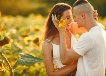 Άνοιξη 2026: Ο απόλυτος αστρολογικός οδηγός αγάπης για όλα τα ζώδια!