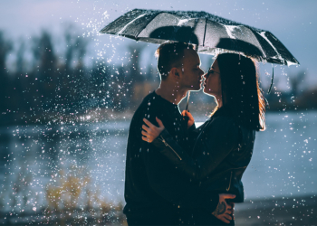 Προβλέψεις Ταρώ εβδομάδας 17 ως 23/11/2025, από τον Μάνο Μηκίδη (video).