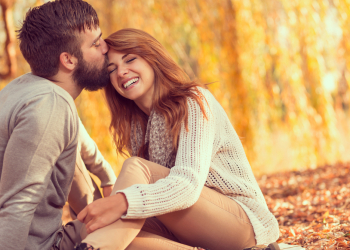 Φθινόπωρο 2025: Ποια ζώδια θα ζήσουν τον μεγάλο έρωτα;